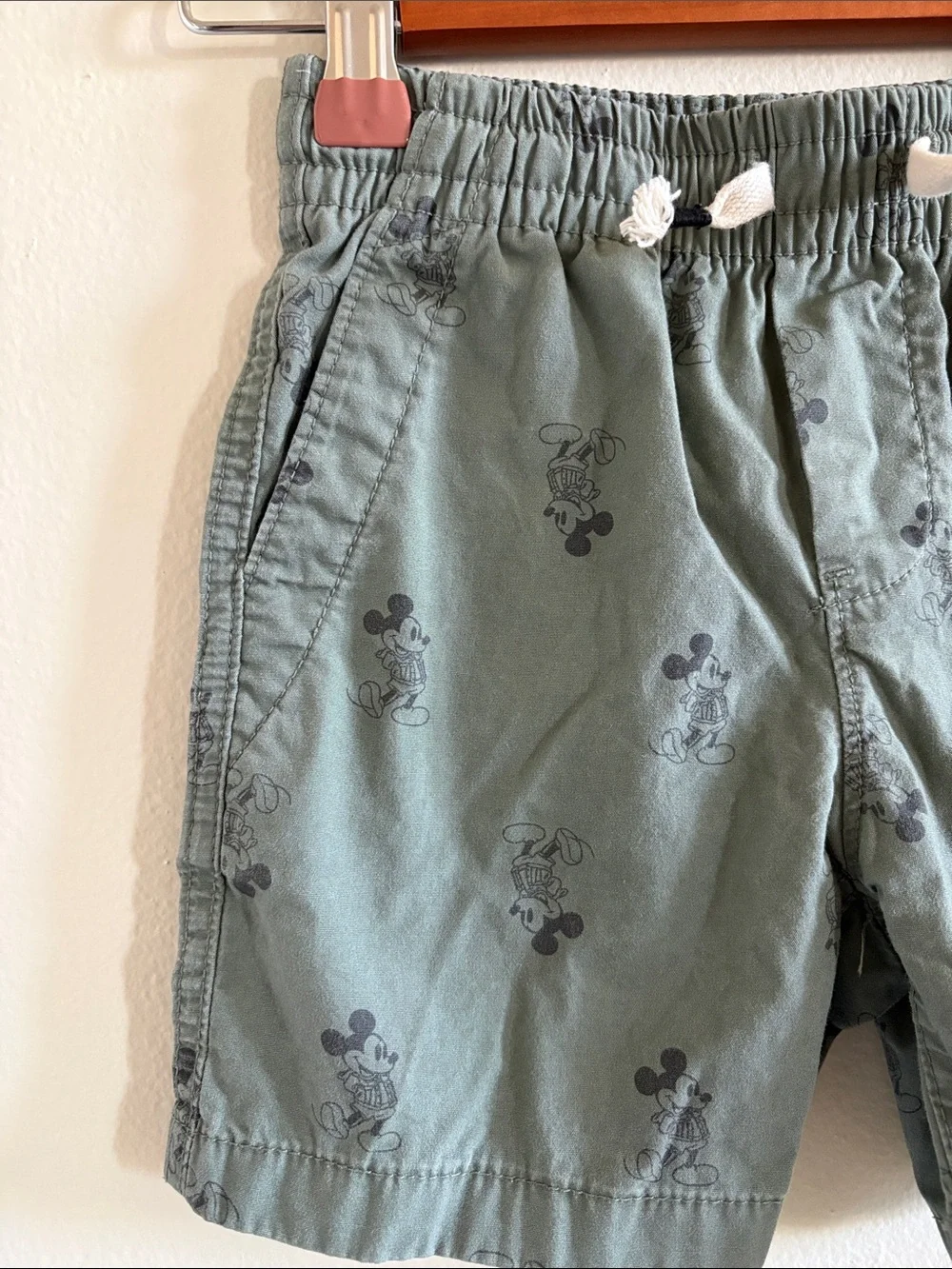 babyGap x Disney Mickey Mouse Pull-On Shorts 100% Cotton - Size 2T